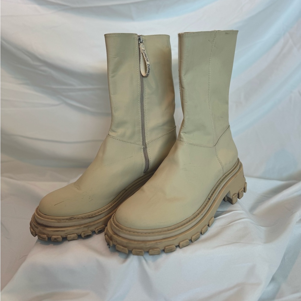Women’s SCHUTZ boots